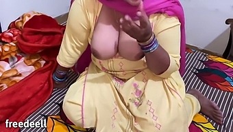 Indian Boy And Pakistani Girl Indulge In Sexual Activities