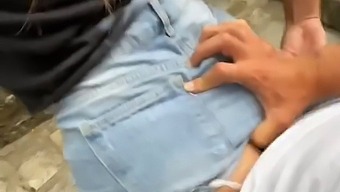 Amateur Couple'S Close Call In Public Place - Vertical Video