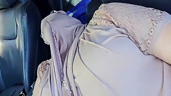 Chubby Bbw Gets Cumshot Surprise In Dog Style