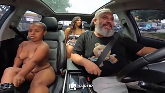 Anâzinha Do Mau Strips Down And Plays Mischievously In A Car In São Paulo