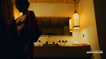A Real Couple’s Passionate Sex In Their Hotel Room
